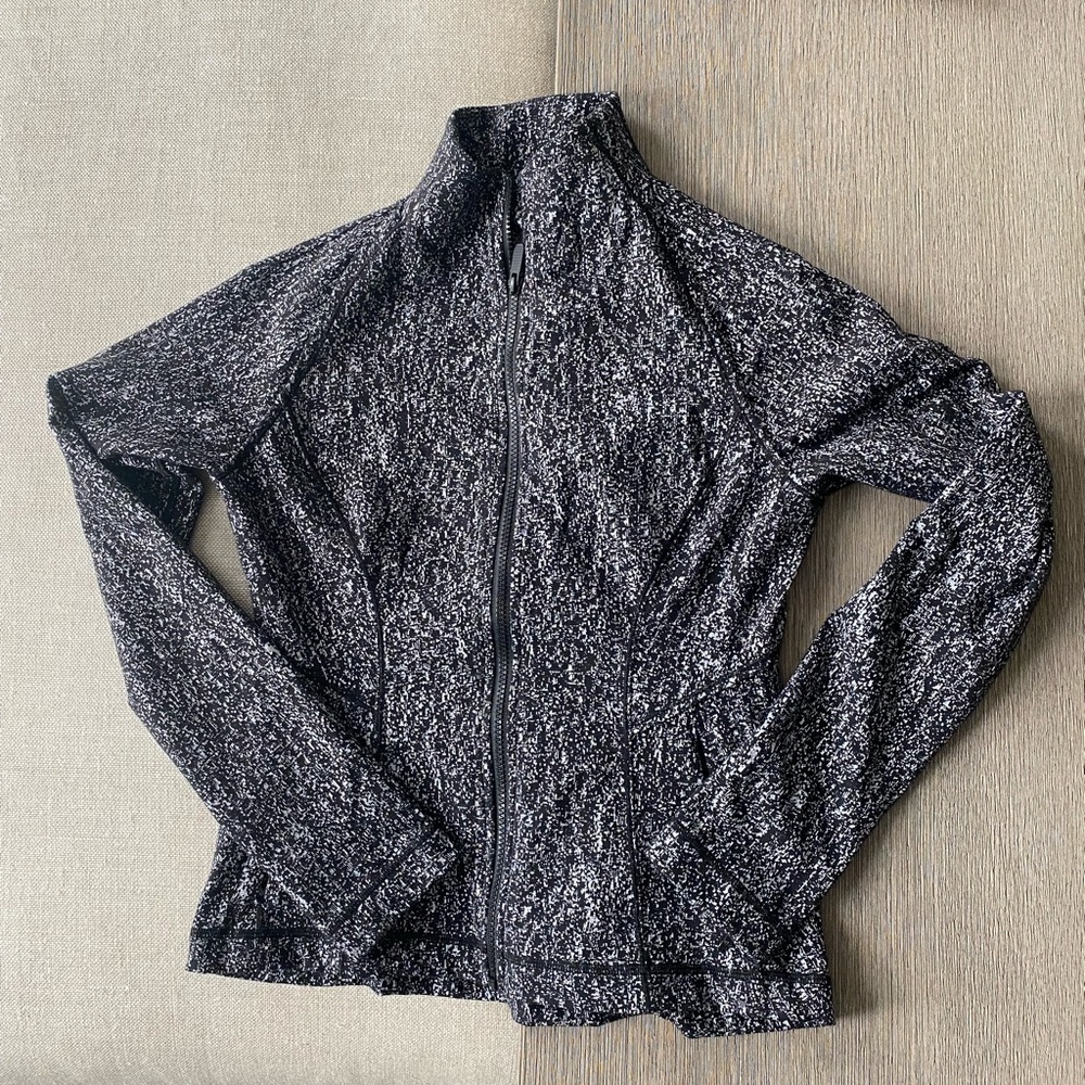 Lulu Lemon Athlesiure Zip Up size 8